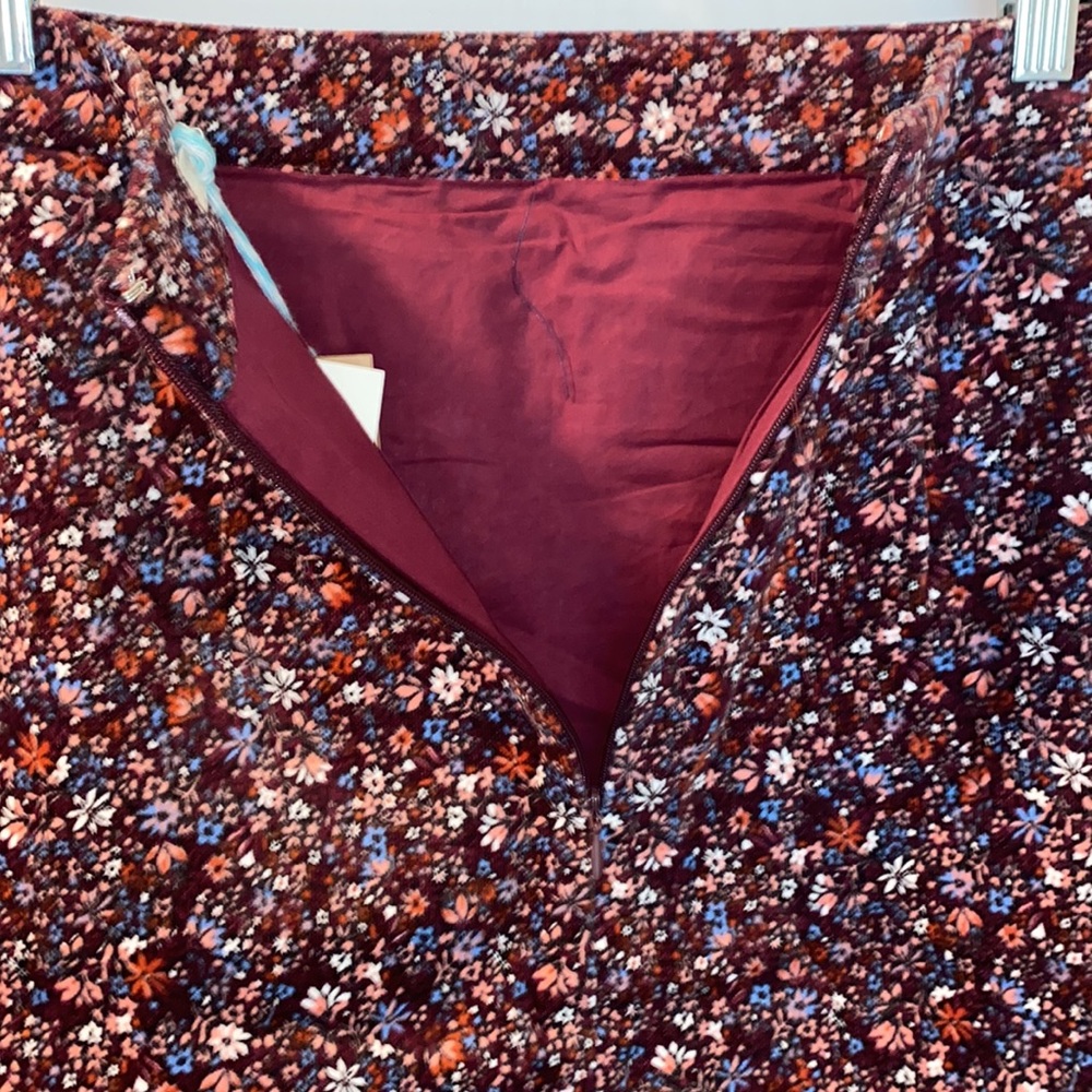 NWT WoolOvers Pocket Detail Cord Skirt In Autumn Floral - Picture 6 of 10